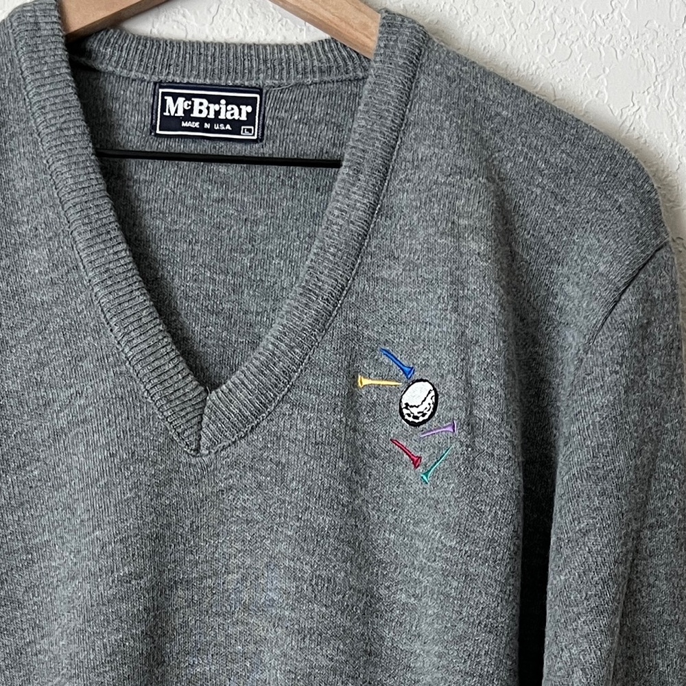 Vintage McBriar Golf Sweater V-Neck Pullover Gray Embroidered Unisex  L - Picture 3 of 7